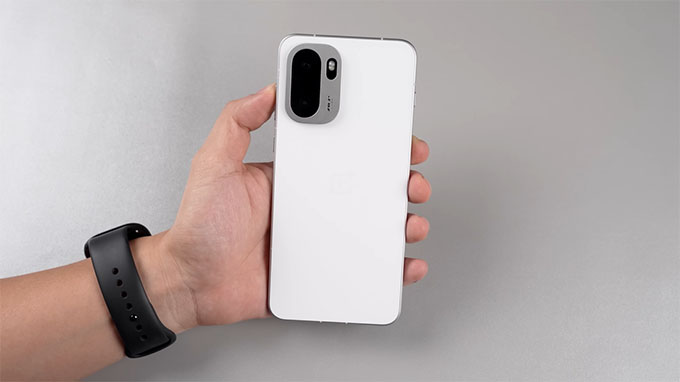 Giá OnePlus Ace 6 cũ bao nhiêu?