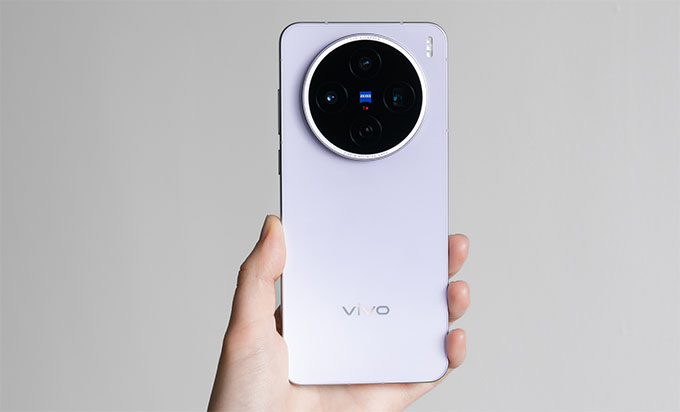 Điện thoại Vivo X200s cũ nổi bật với viên pin 6200mAh