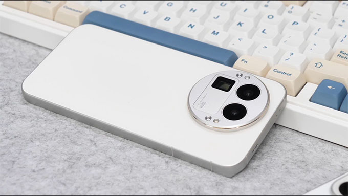 Realme GT 8 Pro – Màn hình 7.000 Nits, camera tele 200MP và pin 7000mAh