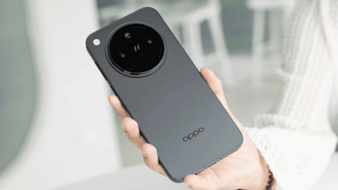 Vệ sinh ống kính camera thường xuyên để ảnh chụp luôn rõ nét