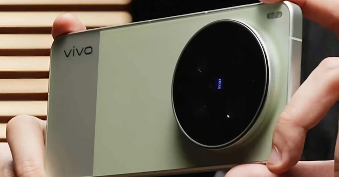 Camera Vivo X300 Ultra cũ hệ thống ZEISS với cảm biến chính 200MP Sony LYT-901, tele 200MP, góc rộng 50MP hỗ trợ quay 4K 120fps chuyên nghiệp