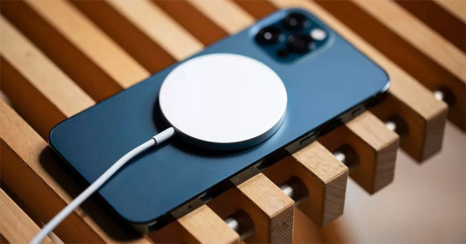 Tốc độ sạc trên iPhone chậm: Bao gồm iPhone 13 hay cả iPhone 14 sắp ra mắt