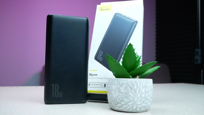 Pin dự phòng Bpow Quick Charge dung lượng lớn, sạc nhanh