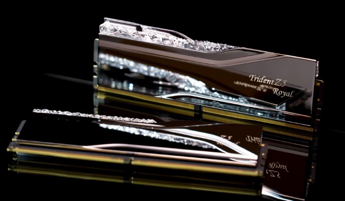 Hỗ trợ Intel XMP 3.0 và tính khả dụng