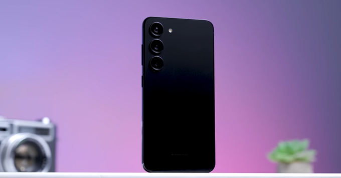 Đánh giá thời lượng pin Galaxy S23 với các flagship khác