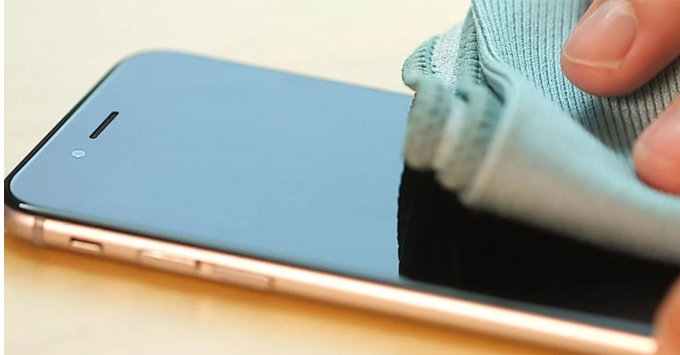 Cách xử lý lỗi phụ kiện không được hỗ trợ trên iPhone vệ sinh