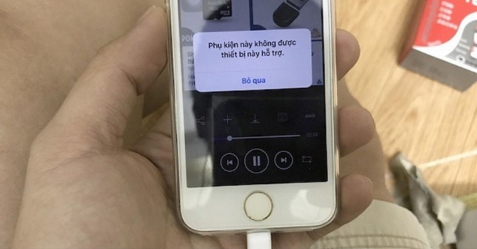 Tại sao iPhone lại hiển thị thông báo 