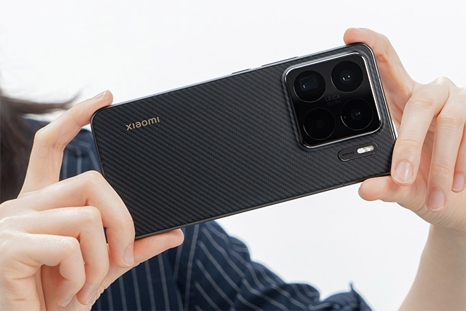 Hệ thống ba camera 50MP đa năng