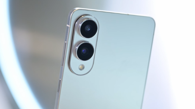 Camera Galaxy S25 Edge gồm 2 ống kính