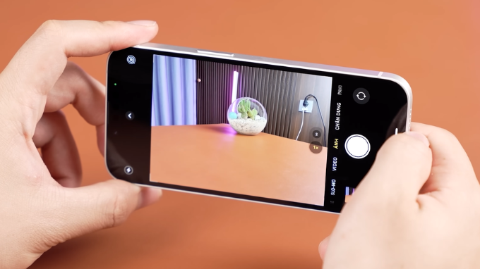 Hệ thống camera iPhone 16e tinh gọn nhưng mạnh mẽ