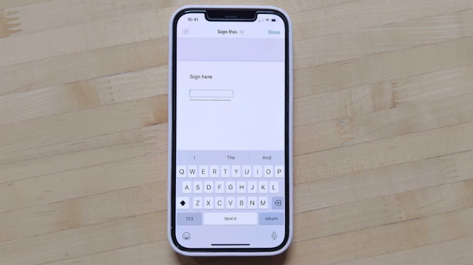 Ký tài liệu với công cụ Markup của Apple trên iPhone