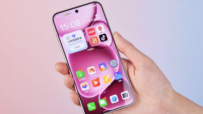 Oppo Find X8s+ và iPhone 16 Pro hiệu năng