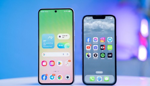 Nên chọn mua Samsung Galaxy A56 hay iPhone 13 trong năm 2025?
