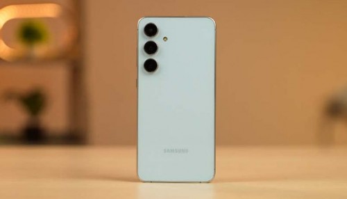 Camera selfie của Galaxy S25 FE có thể ngang ngửa với các flagship