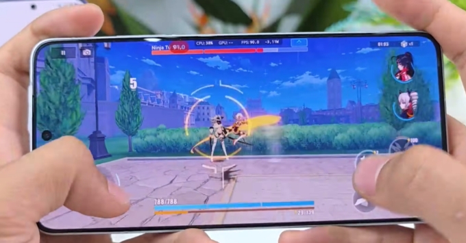 iQOO Neo 11 là điện thoại chơi game tốt nhất do iQOO Neo 11 là điện thoại chơi game tốt nhất do tính năng làm mờ tần số cao PWM 2592H