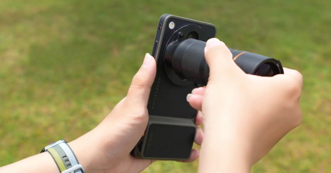 OPPO Find X9 Ultra với hệ thống camera flagship, cảm biến lớn, quay video chất lượng cao và công nghệ xử lý hình ảnh AI hiện đại.