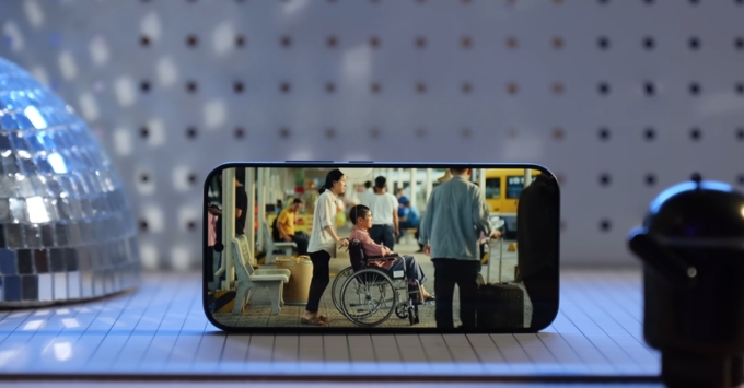 Màn hình Xiaomi 17 AMOLED 6.73 inch, độ phân giải 2K, tần số quét 120Hz