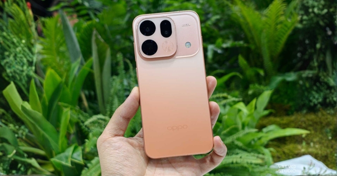 Điện thoại Oppo Find X9s Pro thiết kế cao cấp với khung kim loại, mặt lưng kính cong sang trọng, chuẩn kháng nước IP68, mỏng nhẹ tinh tế