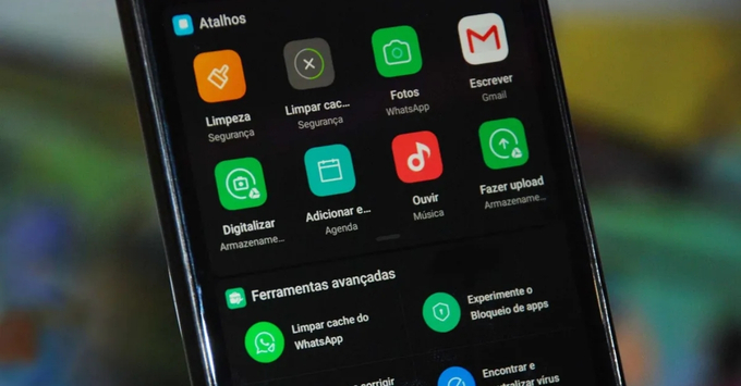 App Vault Xiaomi là trung tâm tiện ích độc quyền trên giao diện MIUI/HyperOS (vuốt sang phải từ màn hình chính), giúp tổng hợp thông tin, lối tắt ứng dụng, ghi chú và thời tiết