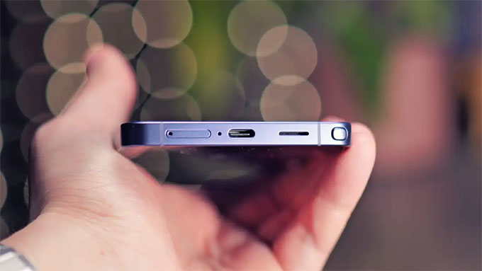 Bút S-Pen cắm ngược có làm hỏng máy không?