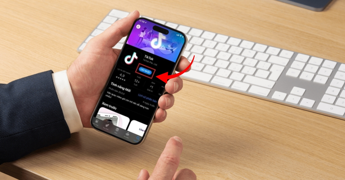 Khắc phục lỗi TikTok không vào được trên điện thoại bằng cách Cập nhật TikTok trên App Store hoặc Google Play