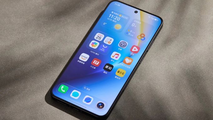 màn hình của Honor Win và Xiaomi 15