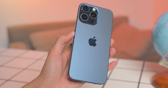 Tính năng Dynamic Island hoạt động ổn định trên iPhone 15 Pro Max cũ