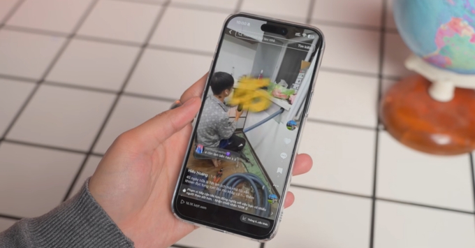 Màn hình Super Retina XDR OLED 6.7 inch của iPhone 15 Pro Max cũ