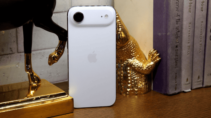 iPhone Air trắng: mỏng nhất lịch sử Apple