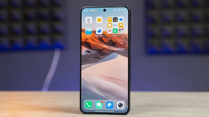 chất lượng hiển thị của iQOO Neo 11 và iQOO Neo 10