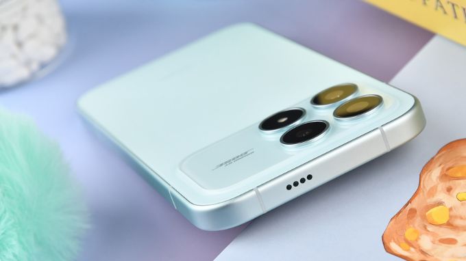 camera của iQOO Neo 11 và Redmi K90