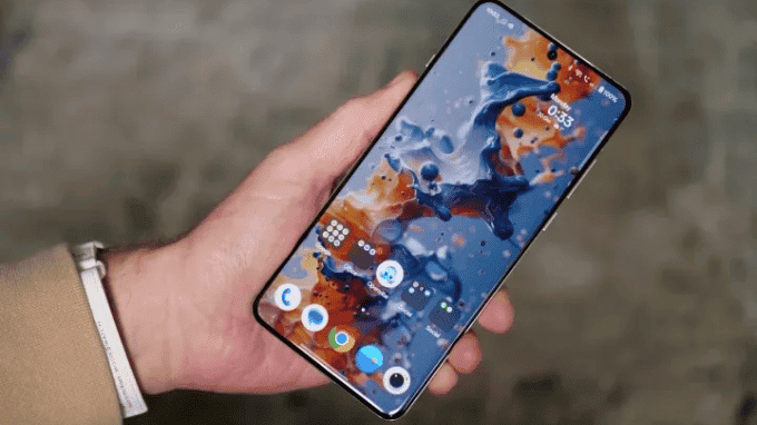 Màn hình LTPO AMOLED OnePlus 13T tự điều chỉnh tần số quét