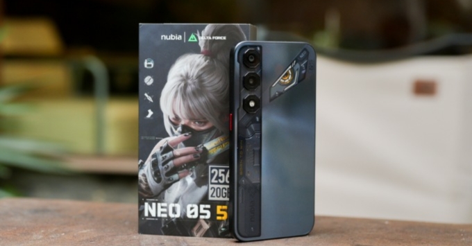 Đánh giá thiết kế Mecha gaming phone độc đáo mạnh mẽ trên điện thoại Nubia Neo 5 chống nước bụi IP64