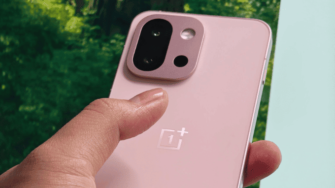 OnePlus 13T camera 50MP f/1.8 telephoto 2x