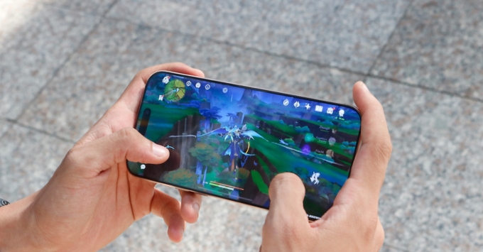 Hiệu năng iPhone 16 Pro Max cũ mạnh mẽ với GPU 6 nhân hỗ trợ gaming và xử lý AI vượt trội