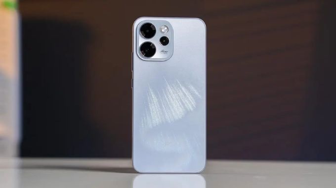 OPPO Reno15 F