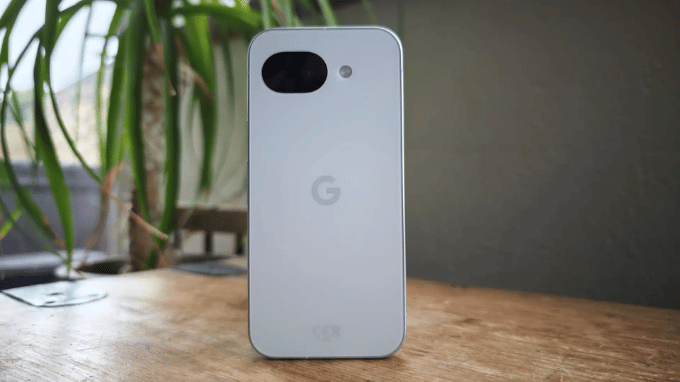 Pixel 10a siêu nhẹ 183g tối giản Google