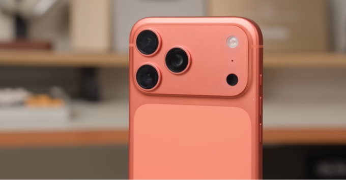 Cụm 3 camera sau nâng cấp toàn diện độ phân giải 48MP của iPhone 17 Pro Max