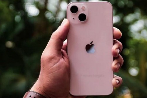 Top những mẫu điện thoại đẹp, giá rẻ phù hợp với phái nữ