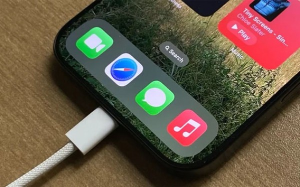 Bộ sạc 100W có làm hỏng pin iPhone không? Sự thật bạn cần biết