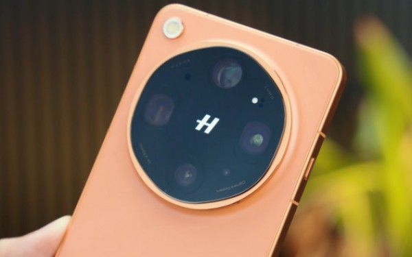Thử nghiệm khả năng zoom quang học và chụp đêm trên Find X9 Ultra
