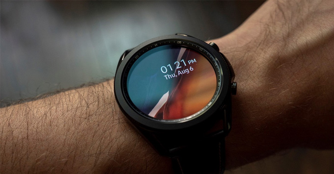 Galaxy Watch 4 ra mắt có thể sẽ không được Samsung tặng kèm củ sạc