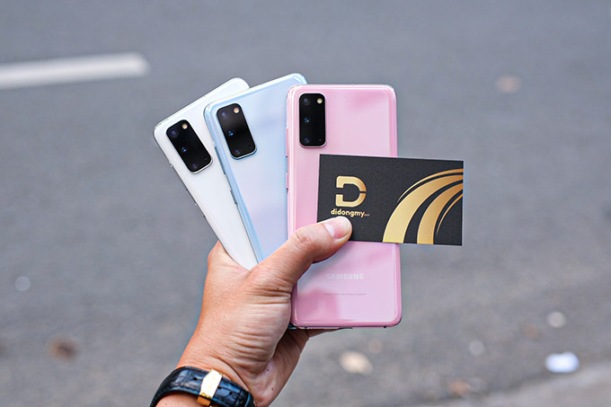 Khả năng chụp ảnh trên cả hai điện thoại