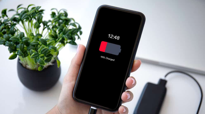 Cách sạc pin nhanh đầy cho điện thoại và điện thoại còn bao nhiêu phần trăm thì nên sạc pin