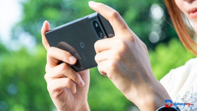 iPhone 15 Plus và Google Pixel 7 Pro cạnh tranh khốc liệt