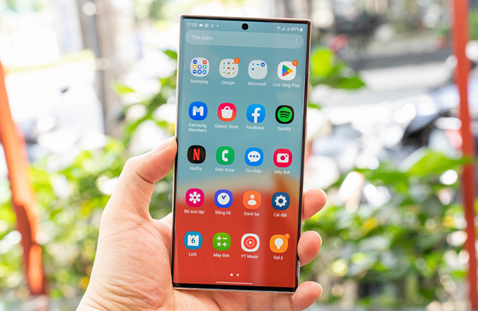 Các sắc thái màu sắp ra mắt của Galaxy S23 Ultra: Đỏ và Xanh lam