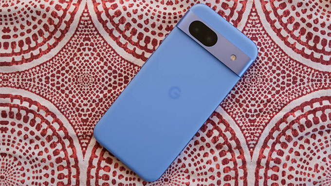 Google Pixel 8a 128GB cũ vẫn giữ nguyên nhiều nét thiết kế đặc trưng 
