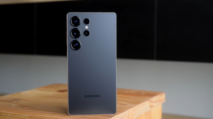 Điện thoại bộ nhớ khủng Samsung Galaxy S25 Ultra