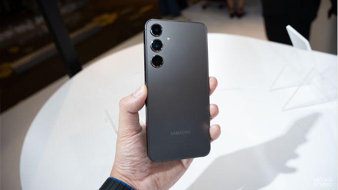 Oppo Reno 14 Pro và Samsung Galaxy S24 Plus camera