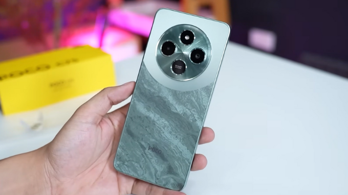 POCO C75 với màn hình khủng 6.88 inch và pin 5160mAh siêu trâu